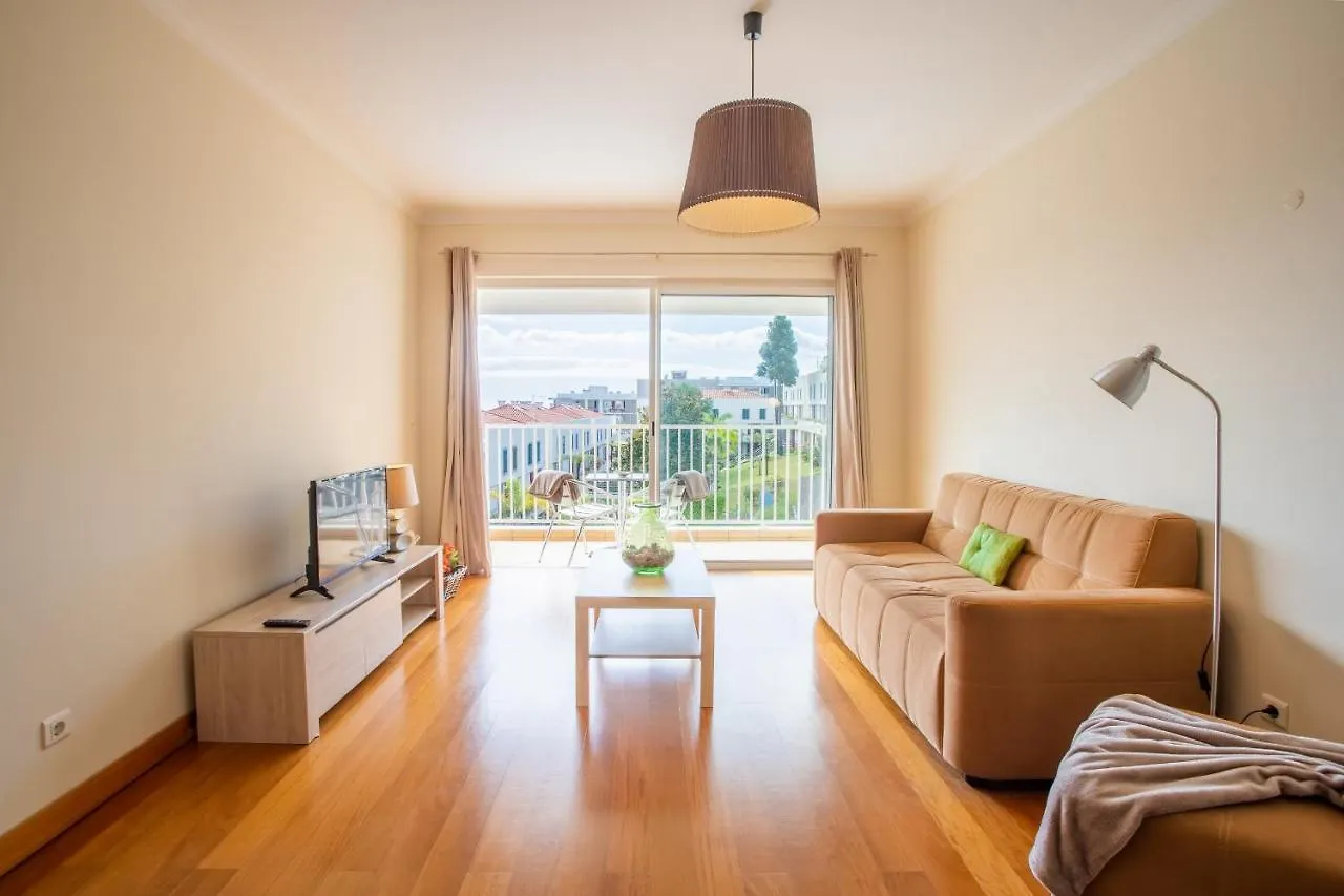 Flh Funchal Modern Apartment With Pool  Funchal (Madeira)